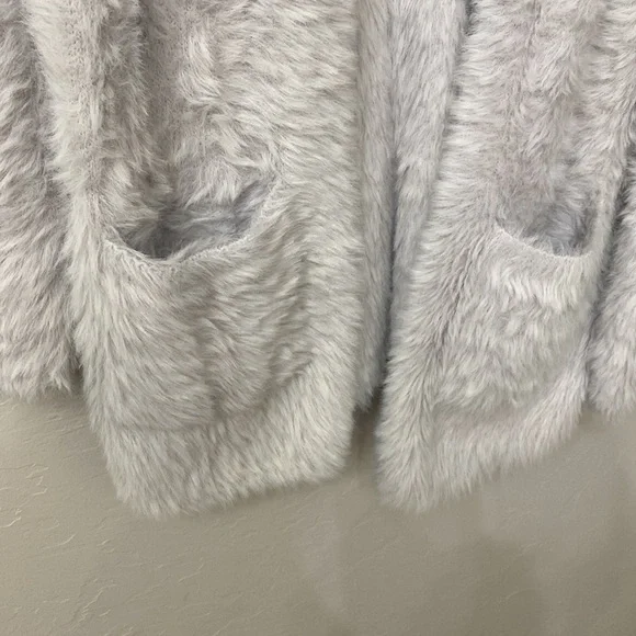 Free People Faux fur long sleeve open cardigan size XS.Grey. - Picture 4 of 9